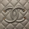 CHANEL 香奈兒 CC FILIGREE VANITY CASE 化妝包 側背包 牛皮 荔枝皮 灰銀色 銀釦