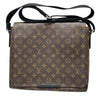 LOUIS VUITTON 路易威登 M40934 MONOGRAM MACASSAR DISTRICT MM 肩包/斜背包 PVC帆布 老花 棕色 銀釦