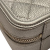 CHANEL 香奈兒 CC FILIGREE VANITY CASE 化妝包 側背包 牛皮 荔枝皮 灰銀色 銀釦