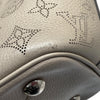 LOUIS VUITTON 路易威登 MAHINA BLOSSOM PM M21849 單肩包/兩用手提包 皮革 棕色