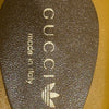 GUCCI 古馳 ADIDAS X GUCCI 聯名系列 SUEDE HORSEBIT MULES 馬銜扣穆勒鞋 麂皮 芥末黃