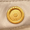 CHANEL 香奈兒 肩背包 小牛皮 CHANEL22 白色 金釦