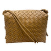BOTTEGA VENETA 葆蝶嘉 INTRECCIATO 編織相機包 牛皮 焦糖色