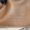 BOTTEGA VENETA 葆蝶嘉 INTRECCIATO MEDIUM CAMPANA SHOULDER BAG 中號編織坎帕納包 牛皮 金棕色 黑釦
