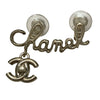 CHANEL 香奈兒 CURSIVE LOGO HANGING CC TURN-LOCK CLIP-ON EARRINGS 香奈兒連寫雙C耳夾 合金