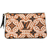 LOUIS VUITTON 路易威登 M69488 DOUBLE ZIP POCHETTE 肩背雙層麻將包 PVC帆布 塗鴉老花 金釦