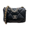 CHANEL 香奈兒 19 BAG 小號 翻蓋肩側背包 亮面小羊皮 黑色 銀釦