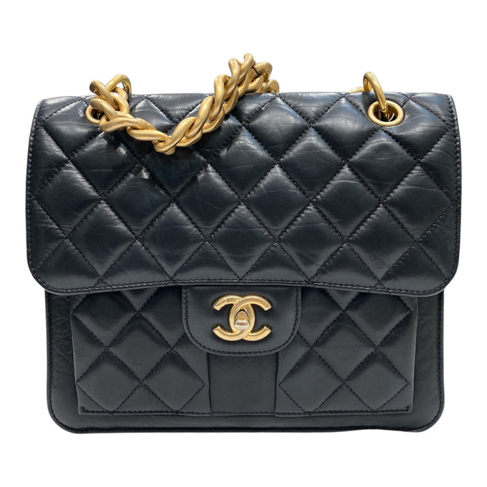 CHANEL 香奈兒 23S 後背包 復古羊皮 黑色 金釦