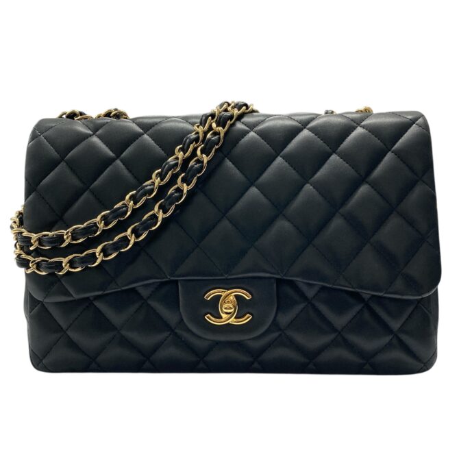 CHANEL<br>CLASSIC FLAP 30 JUMBO