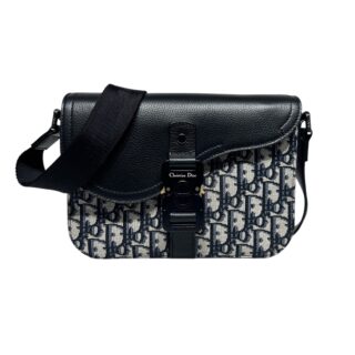DIOR<br>MEN POUCH BAG