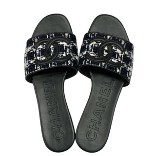 CHANEL<br>拖鞋