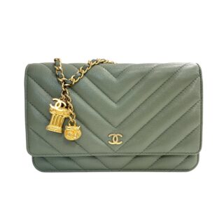 CHANEL<br>WOC