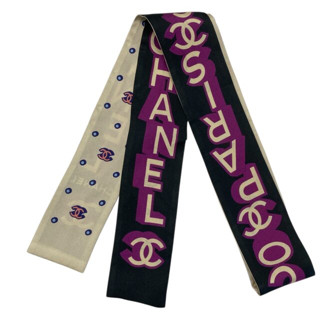CHANEL<br>絲巾