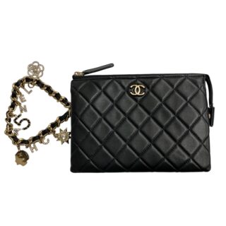 CHANEL<br>手拿包