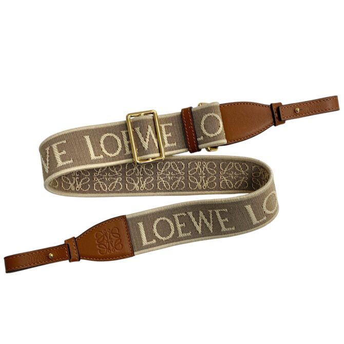 LOEWE<br>背帶