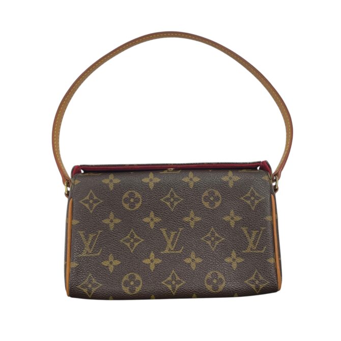 LOUIS VUITTON<br>RECITAL