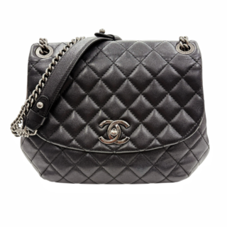 CHANEL<br>鍊條肩背包