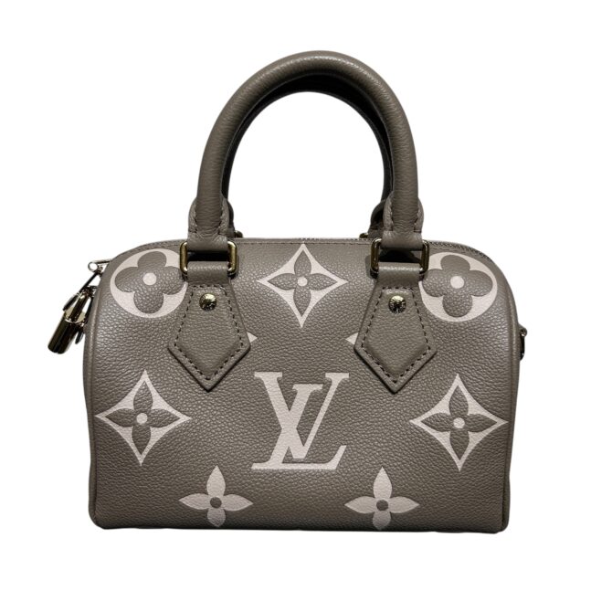 LOUIS VUITTON<br>手拿包