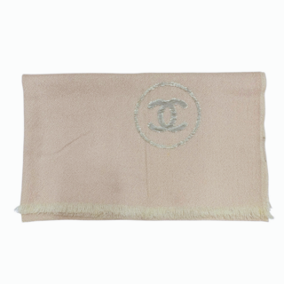 CHANEL<br>亮片刺繡披肩