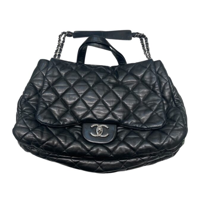 CHANEL<br>黑菱格鍊包