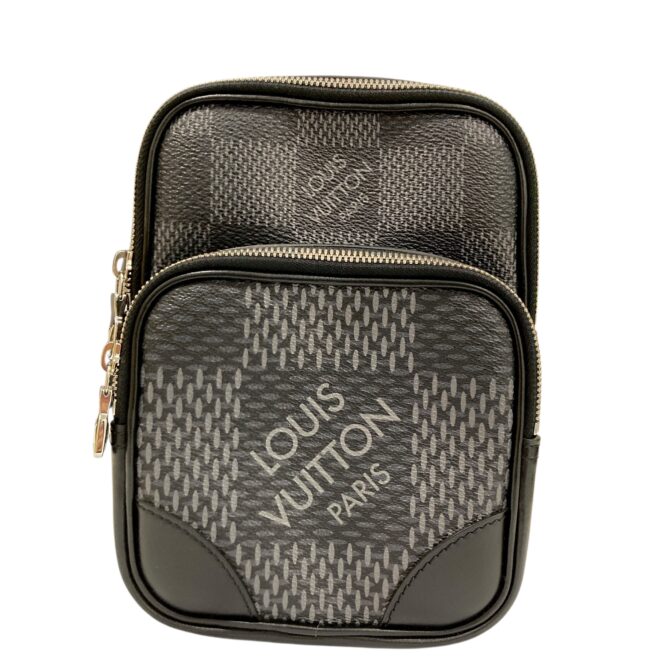 LOUIS VUITTON<br>GRAPHITE 3D AMAZONE