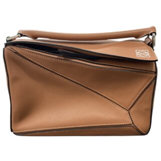 LOEWE<br>PUZZLE MEDIUM