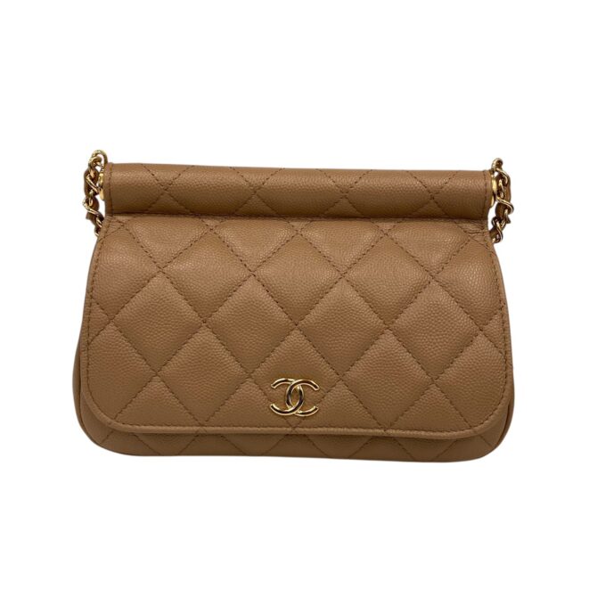 CHANEL<br>藕粉色鍊包