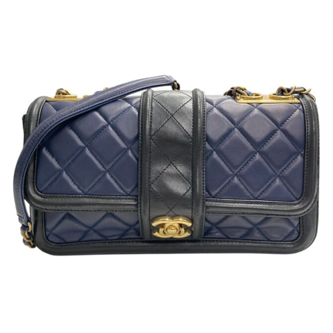 CHANEL<br>ELEGANT CC FLAP BAG
